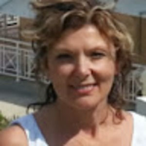 Meet your Posher, Albena